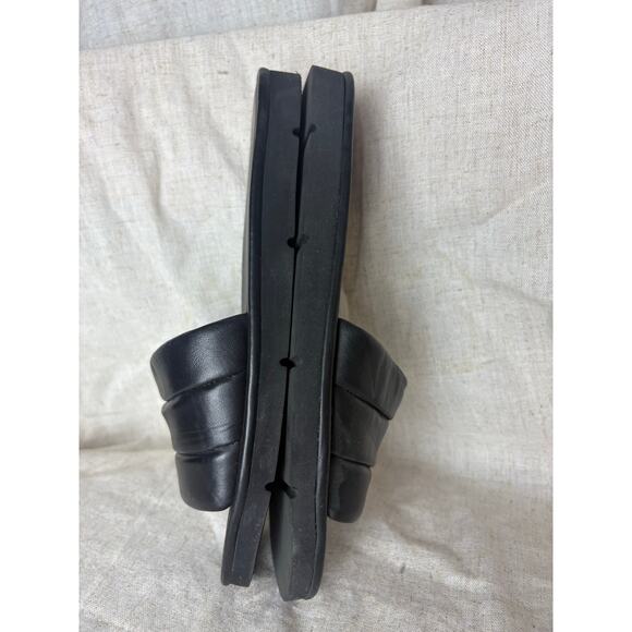 Vince Olina Black Slide Leather Sandals Size 10 EU 40 - Picture 6 of 10